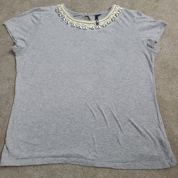 MIK Beaded & Jeweled Collar Gray Short Sleeve Top size Large - Picture 1 of 6